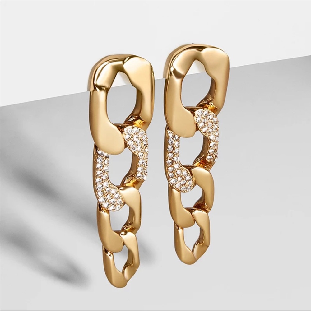 CHAIN DROP EARRINGS